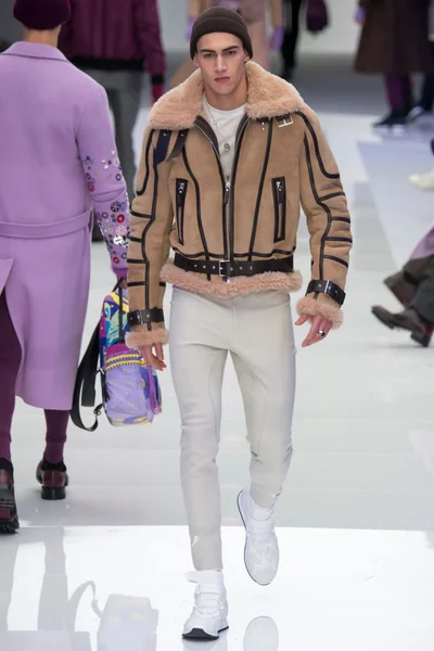 Look 51